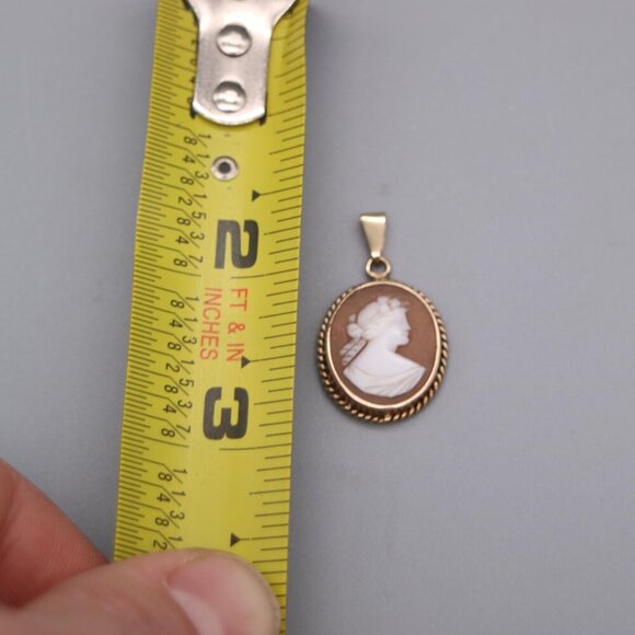 Art Deco Gold Filled Shell Cameo Pendant or Brooch - Picture 8 of 8